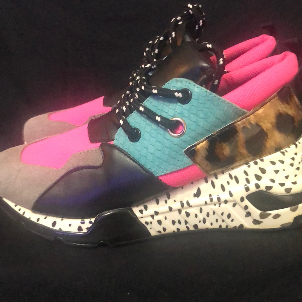 Steve Madden Cliff Sneakers